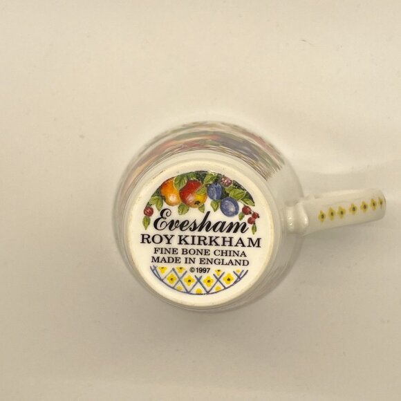 Evesham -Roy Kirkham Colorful Fruits Footed Cup - Fine Bone China - England - Picture 8 of 8